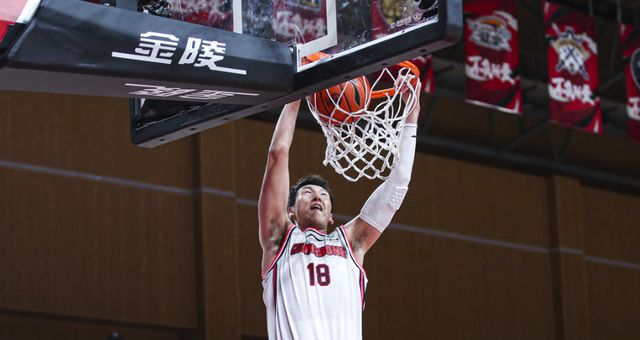 Kaiyun官方平台-今晚广东宏远男篮直播