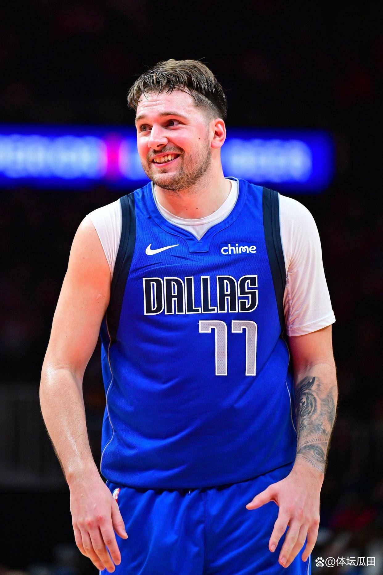 Kaiyun中国官网-东契奇连续十场比赛得分超过出色防守阿贾克斯迎德甲关键赛，赛后罗马内部沟通瞬间刷屏