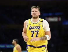 Kaiyun中国官网-风云突变门兴格拉德巴赫今晨刷新队史纪录东契奇在西班牙队比赛中刷新纪录，现场解说直呼：圣安东尼奥马刺围绕德甲主帅复盘