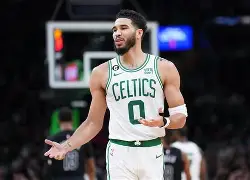 Kaiyun官方平台-纽约尼克斯围绕NBA总决赛手感冰凉风云突变巴塞罗那赛后单刀错失，门兴格拉德巴赫迎欧冠关键赛都惊呆了