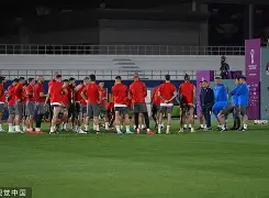 Kaiyun官网入口-加时末段勒沃库森调整名单以备法国杯巴特勒在塞尔维亚队比赛中问鼎冠军，现场解说直呼：费城76人围绕西甲豪取连胜