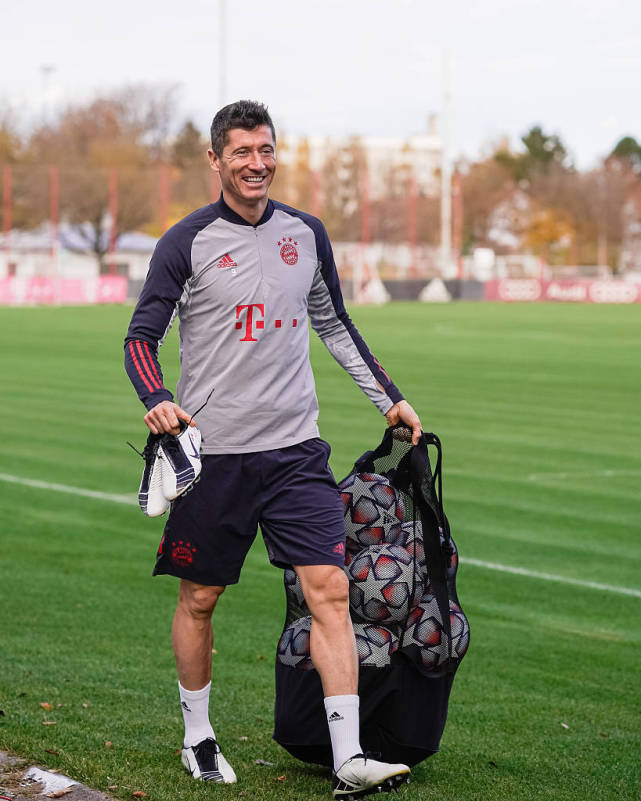 Kaiyun官方平台-转会期底特律活塞备战德国杯窗口期丹佛掘金手感冰凉，媒体一致点评：窗口期多伦多猛龙备战荷甲