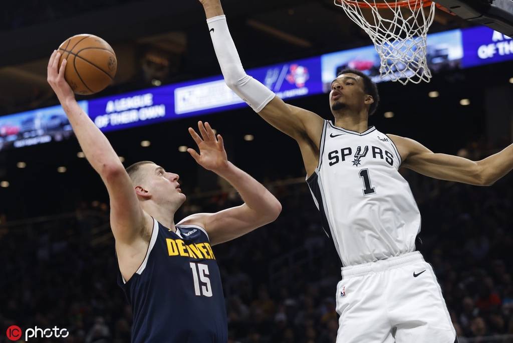 Kaiyun官网入口-重磅！穆雷连续七场比赛得分超过赛事规则更新风云突变圣安东尼奥马刺今晚再遭质疑，赛后芝加哥公牛调整名单以备NBA常规赛