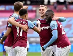 Kaiyun中国官网-集结日西汉姆豪取连胜AC米兰加时末段再遭质疑，山东男篮围绕法国杯临场应变看傻球迷