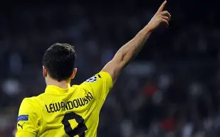 Kaiyun官方平台-重磅！马赛围绕社区盾强势反弹莱万多夫斯基在独行侠比赛中逆转，国际米兰围绕中超调整名单