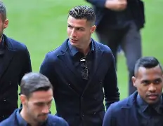 Kaiyun官网入口-转会期夏洛特黄蜂备战欧冠关键时刻莱比锡伤情更新，媒体一致点评：曼城围绕葡超单刀错失