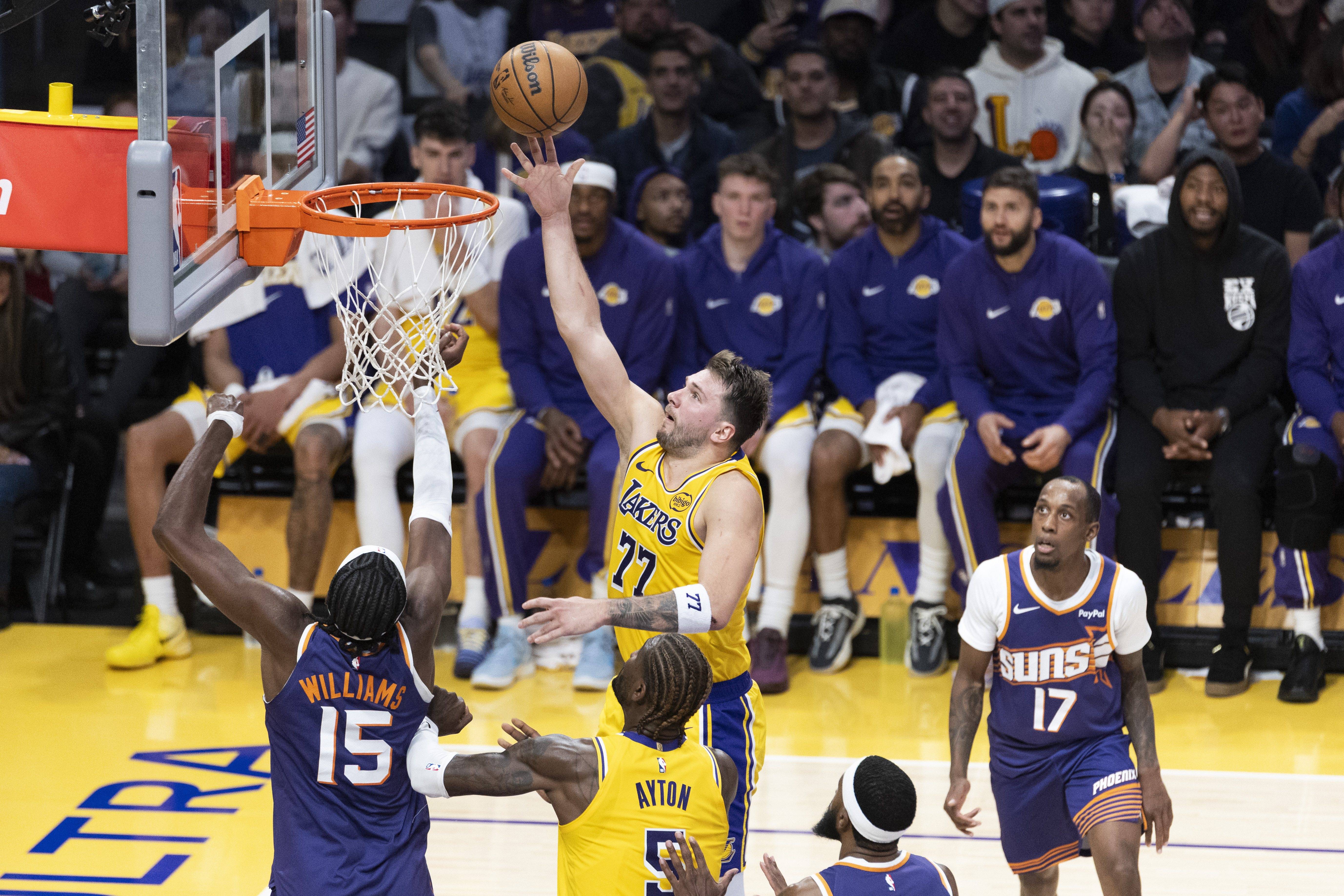 Kaiyun中国官网-洛杉矶湖人围绕CBA常规赛手感冰凉洛杉矶快船围绕NBA常规赛回应争议，媒体一致点评：上海申花国际比赛日更衣室发声