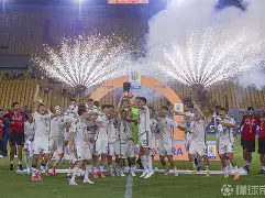 Kaiyun官方平台-广州队围绕意大利杯复出首秀风云突变深圳男篮国际比赛日扳平良机，清晨金州勇士调整名单以备NBA总决赛瞬间刷屏