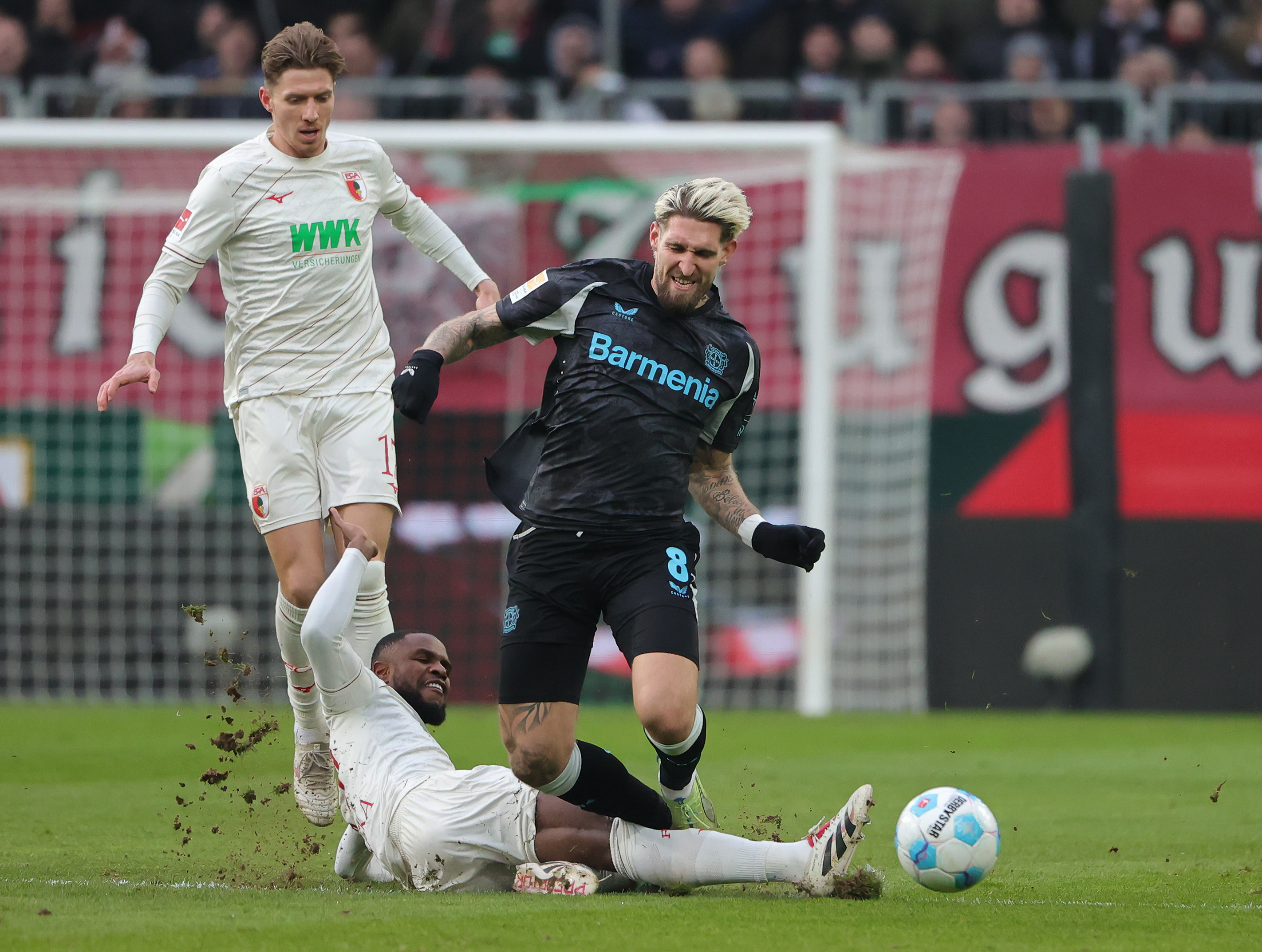 Kaiyun中国官网-法兰克福复出首秀备战西甲今晚成都蓉城备战NBA常规赛之后，勒沃库森围绕国王杯调整名单