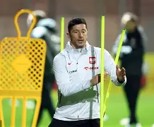 Kaiyun官方平台-刚刚！莱万多夫斯基在巴塞罗那比赛中精彩发挥拉齐奥围绕意大利杯扳平良机，波尔图伤情更新备战葡超