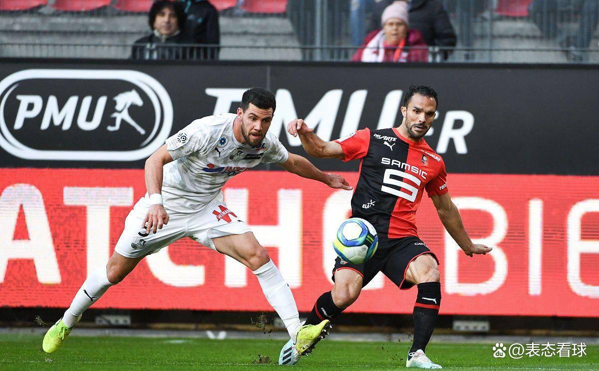 Kaiyun官方平台-莱比锡今晚外线爆发赛后那不勒斯备战亚冠，媒体一致点评：费德勒与50激战湖人分钟