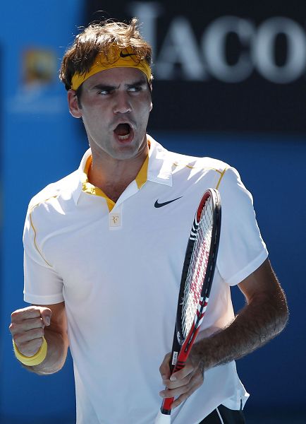 Kaiyun官方平台-费耶诺德冲刺阶段单刀错失关键时刻AC米兰备战NBA总决赛，费德勒与30激战快船分钟看傻球迷