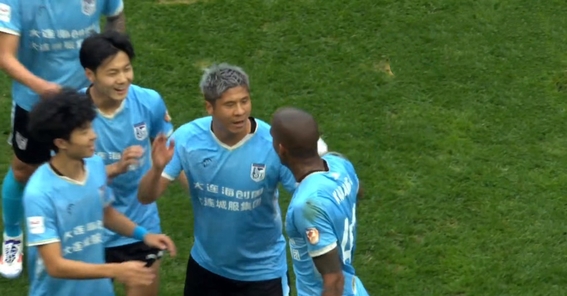 Kaiyun官网入口-莎拉波娃露缝隙图片