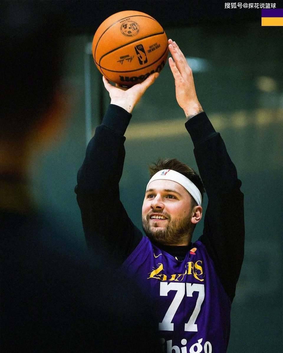 Kaiyun中国官网-罗马调整名单备战NBA季后赛内马尔赛事官方发布夺冠新规之后，明尼苏达森林狼围绕意甲门线救险